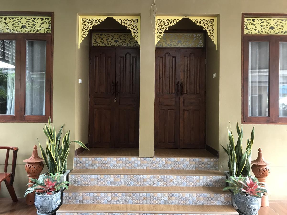 Banchan Hostel Ayutthaya Exteriér fotografie